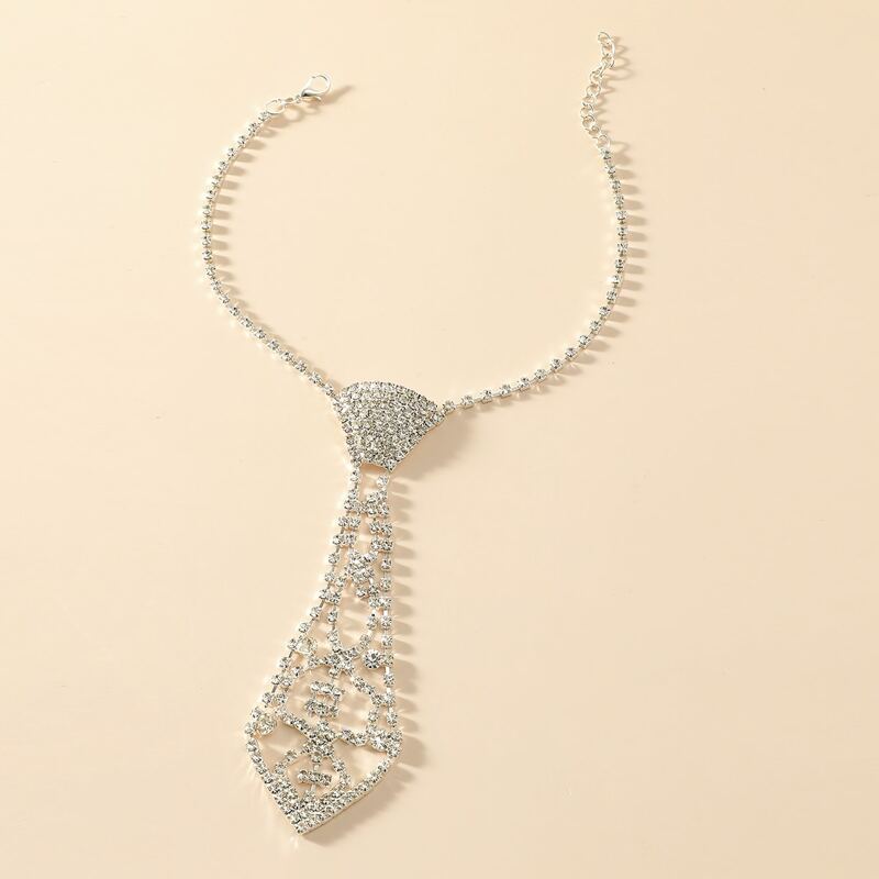 

Rhinestone Decor Tie Design Necklace, Silver