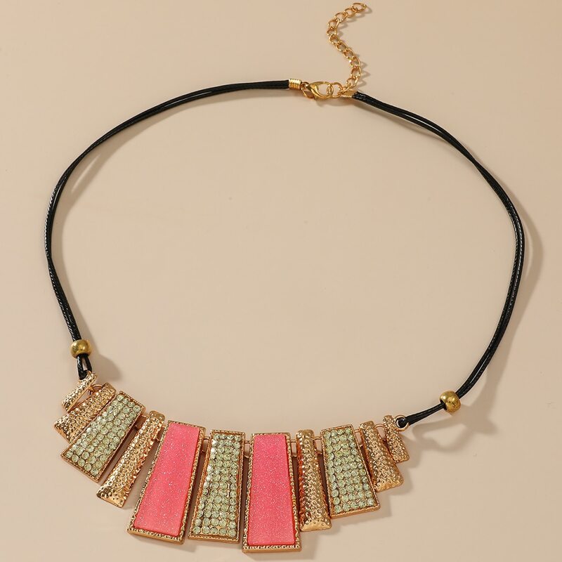 

Rhinestone Geometric Decor Necklace, Hot pink