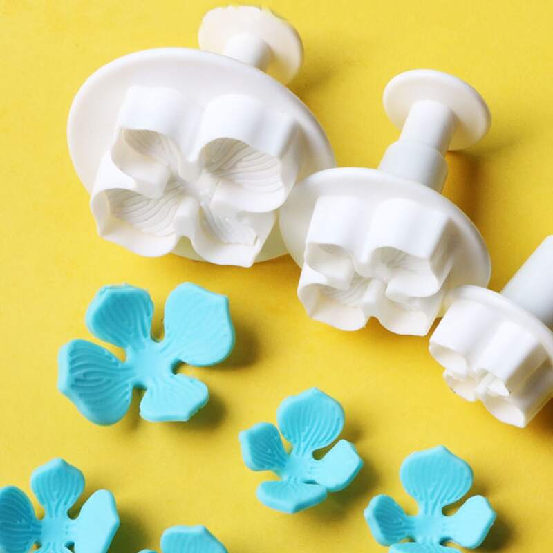 

3pcs Flower Shaped Cake Mold Set, White