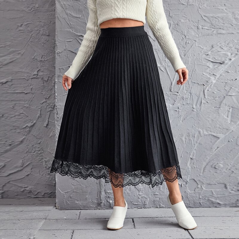 

Lace Hem Pleated Knit Skirt, Black