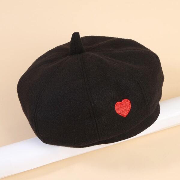

Heart Embroidery Beret, Black