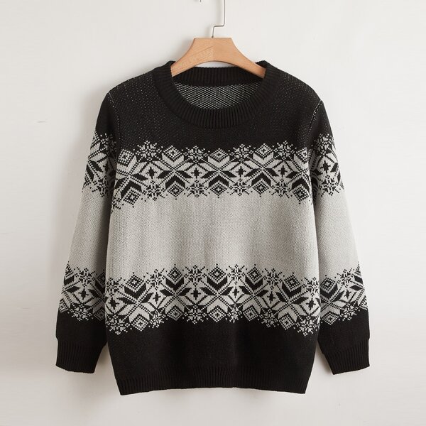 

Plus Argyle Pattern Sweater, Black and white
