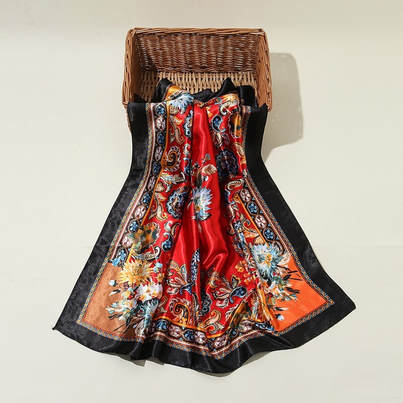 

Flower Pattern Bandana, Multicolor