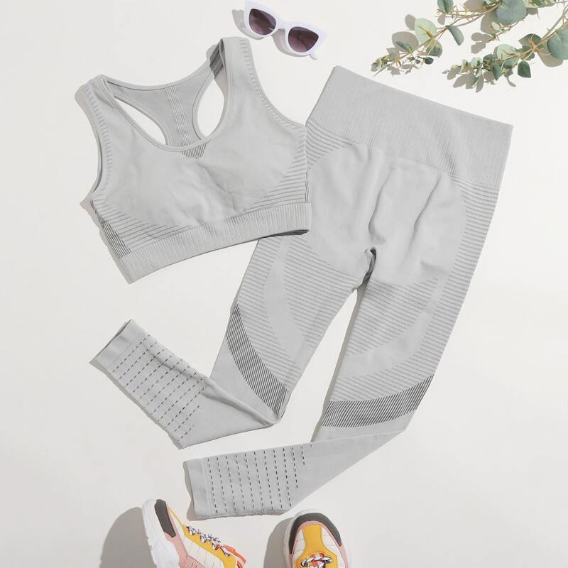 

Seamless Racer Back Sports Bra & Leggings, Light grey