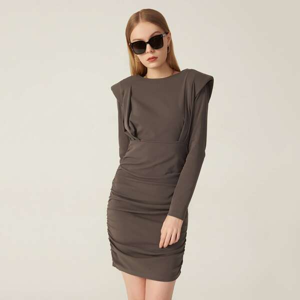 

COTTON FITTED SHOULDER PAD RUCHED DRESS, Chocolate brown