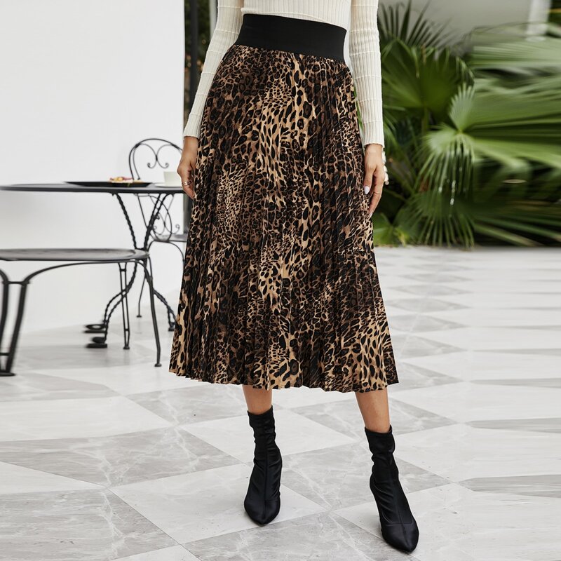 

Empire Waist Pleated Leopard Skirt, Multicolor