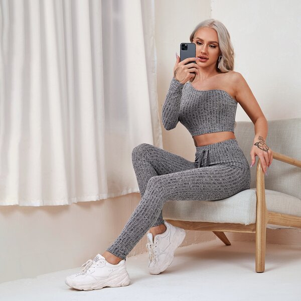 

One Shoulder Crop Tee and Knotted Waist Leggings Set, Grey