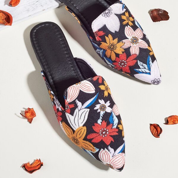 

Floral Graphic Loafer Mules, Black