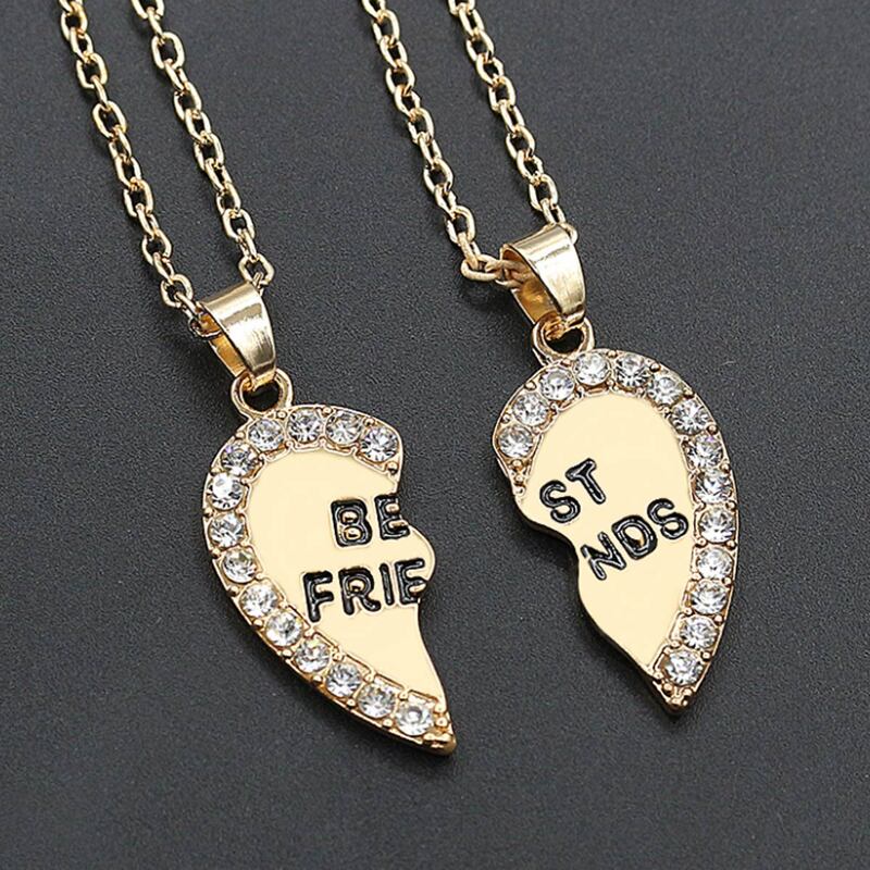 

2pcs Rhinestone Heart Pendant Necklace, Gold