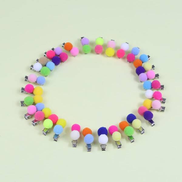 

2pcs Random Color Pom-pom Decor Cat Hair Clip, Multicolor