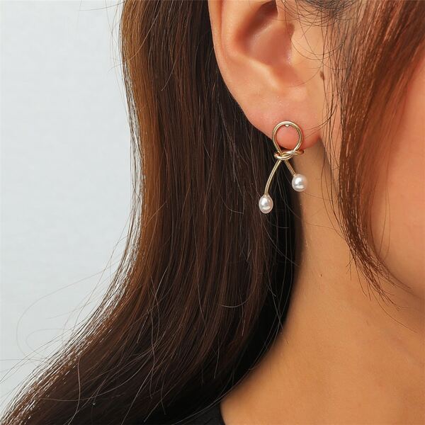 

Faux Pearl Decor Stud Earrings, Multicolor