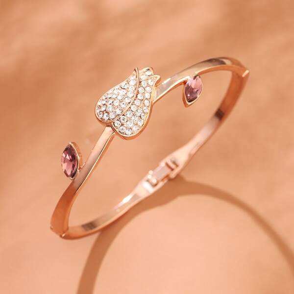 

Rhinestone Flower Decor Bangle, Gold