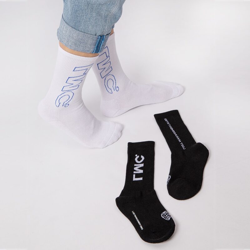 

2pairs Guys Letter Graphic Socks, Black and white