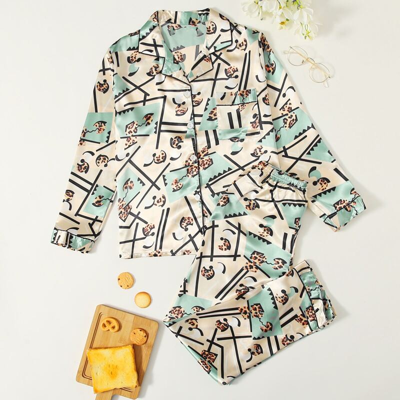 

Leopard & Geometric Pattern Satin PJ Set, Multicolor
