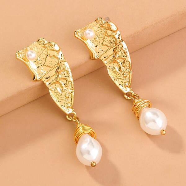 

Faux Pearl Decor Irregular Metal Earrings, Gold