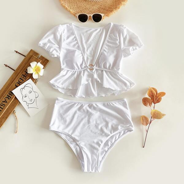 

Ruffle Hem Ring Linked Bikini Swimsuit, White