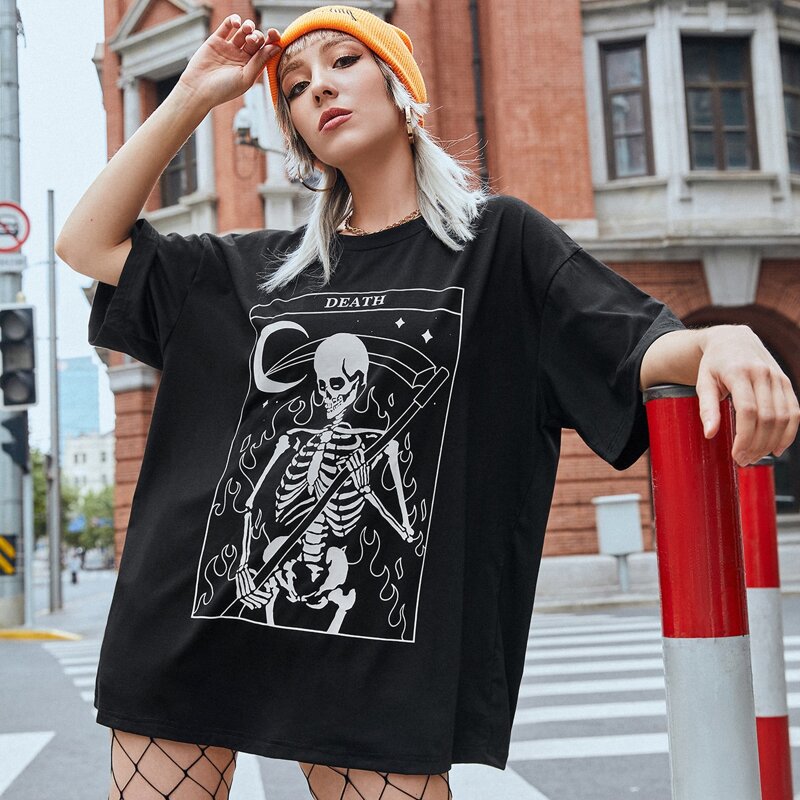 

Letter Skull Graphic Oversized Tee, Black