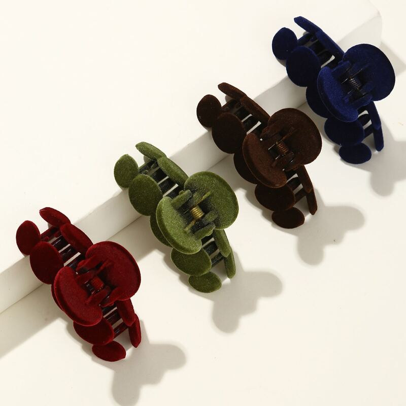 

4pcs Solid Hair Claw, Multicolor