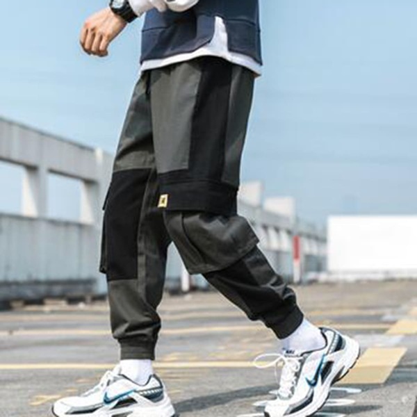 

Men Colorblock Flap Pocket Cargo Pants, Multicolor