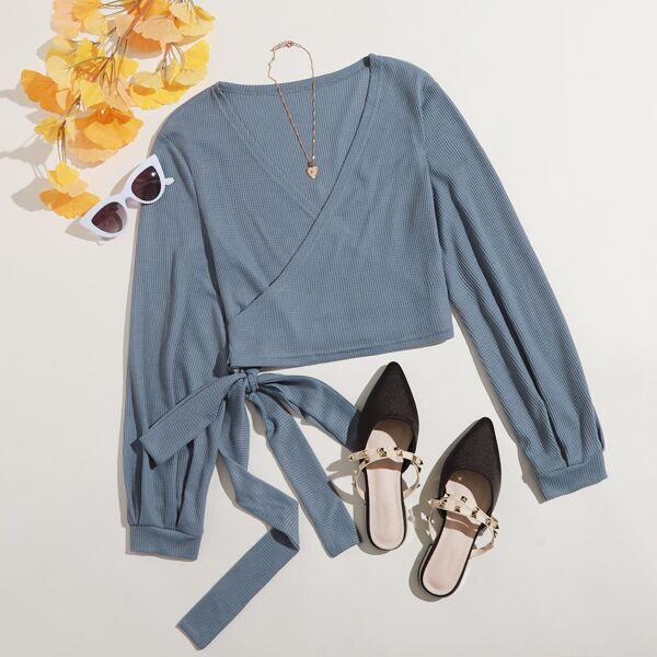 

Surplice Neck Tie Side Crop Tee, Dusty blue