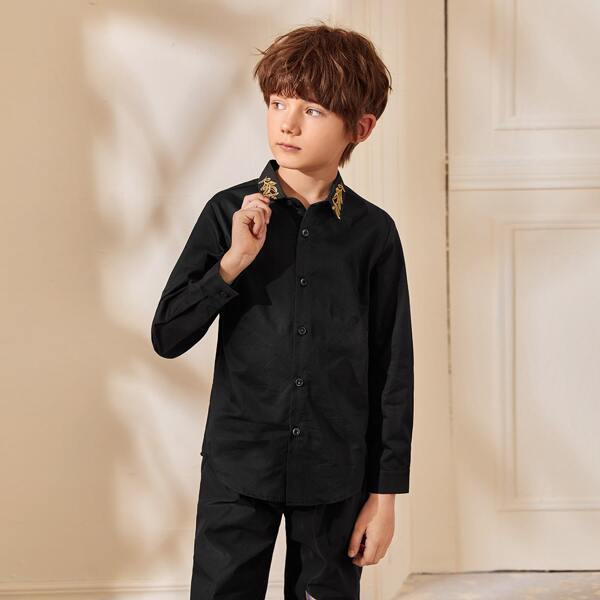 

Boys Embroidery Collar Curved Hem Shirt, Black