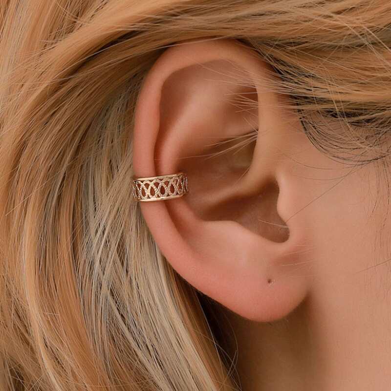 

1pc Hollow Geometry Ear Cuff, Gold