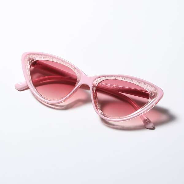

Cat Eye Sunglasses