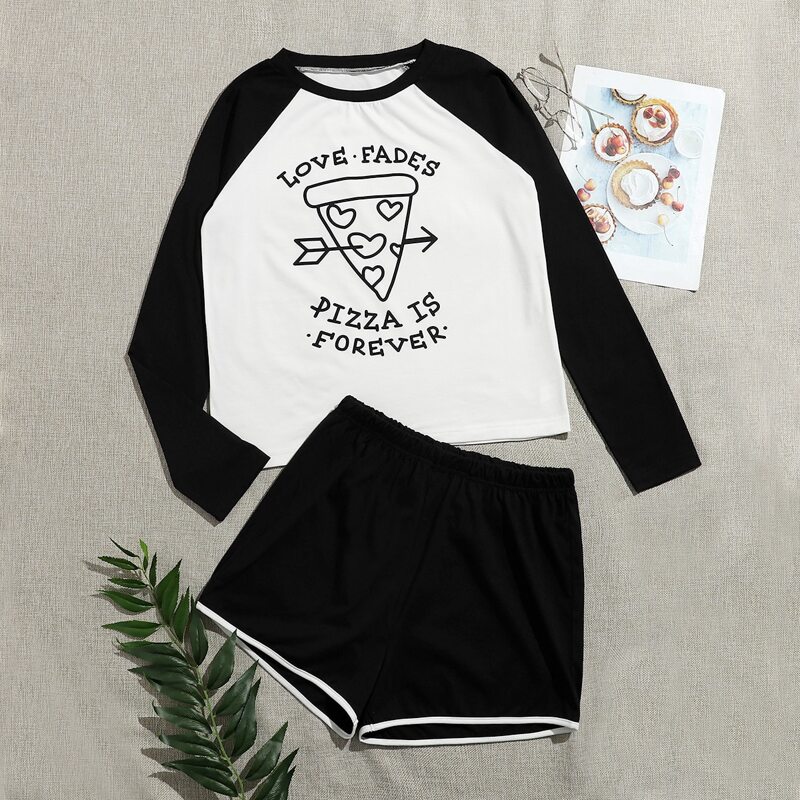 

Slogan Graphic PJ Set, Black and white