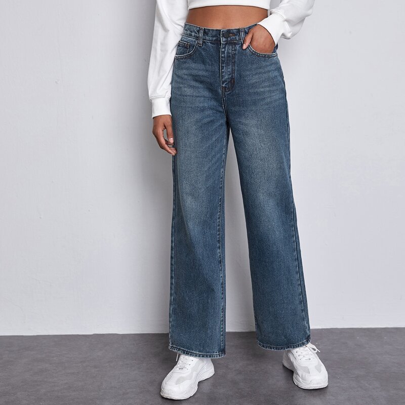 

High Waist Slant Pocket Straight Jeans, Medium wash