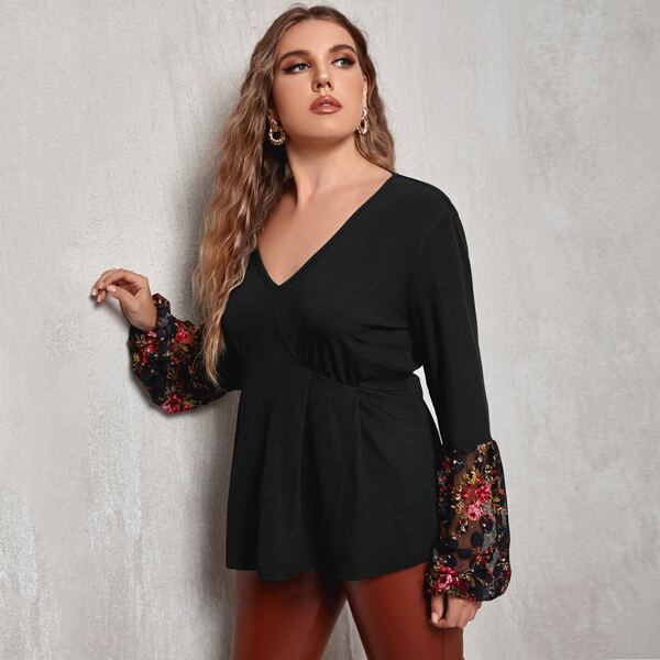 

Plus Floral Print Contrast Mesh Ruffle Hem Tee, Black