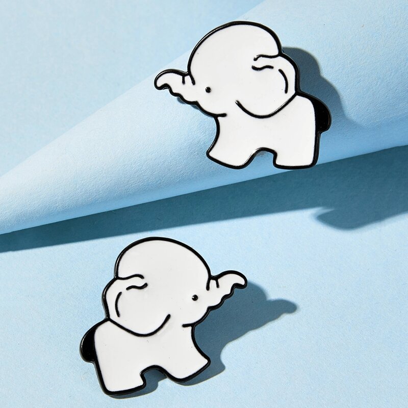 

2pcs Cartoon Elephant Brooch, White