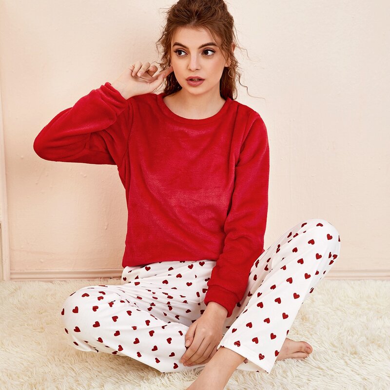 

Solid Flannel Top & Allover Heart Pattern Pants PJ Set, Red and white