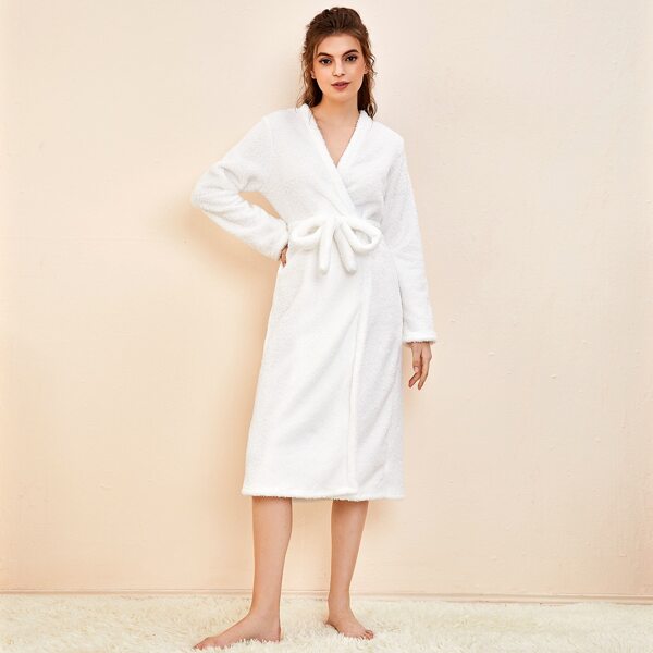 

Solid Self Tie Flannel Robe, White