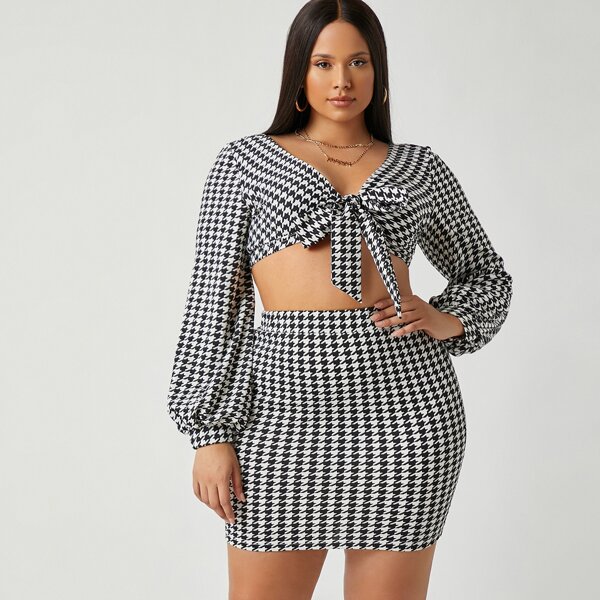 

Plus Houndstooth Print Tie Front Crop Top & Skirt Set, Black and white