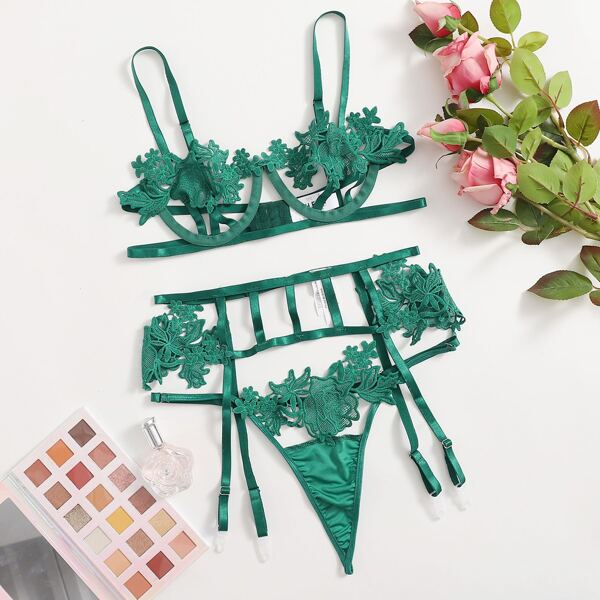 

Cut-out Crochet Underwire Garter Lingerie Set, Dark green