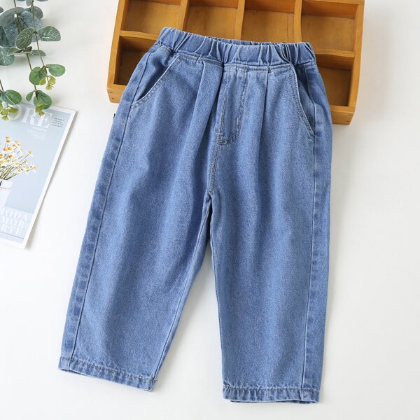 

Toddler Boys Elastic Waist Slant Pocket Jeans, Medium wash