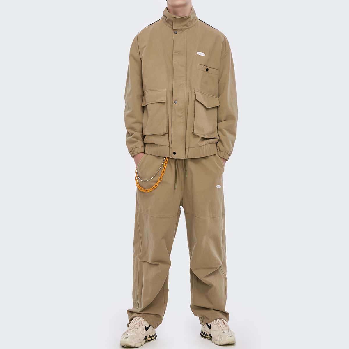

Guys Tie Waist Letter Patch Sweatpants Without Chain, Khaki