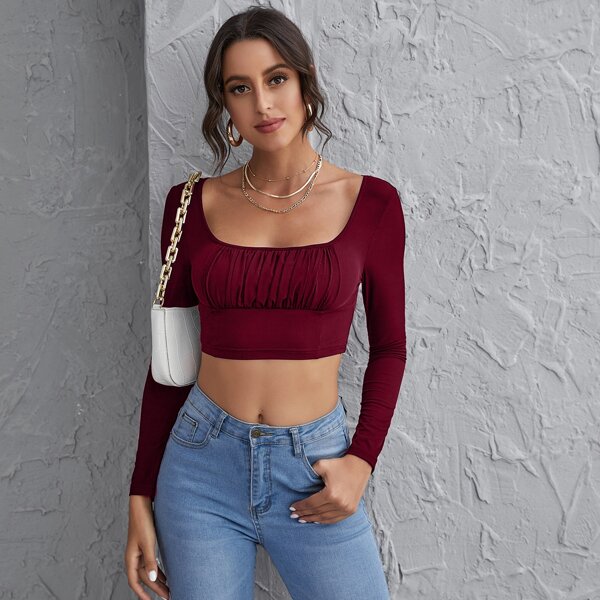 

Ruched Bust Crop Top, Maroon