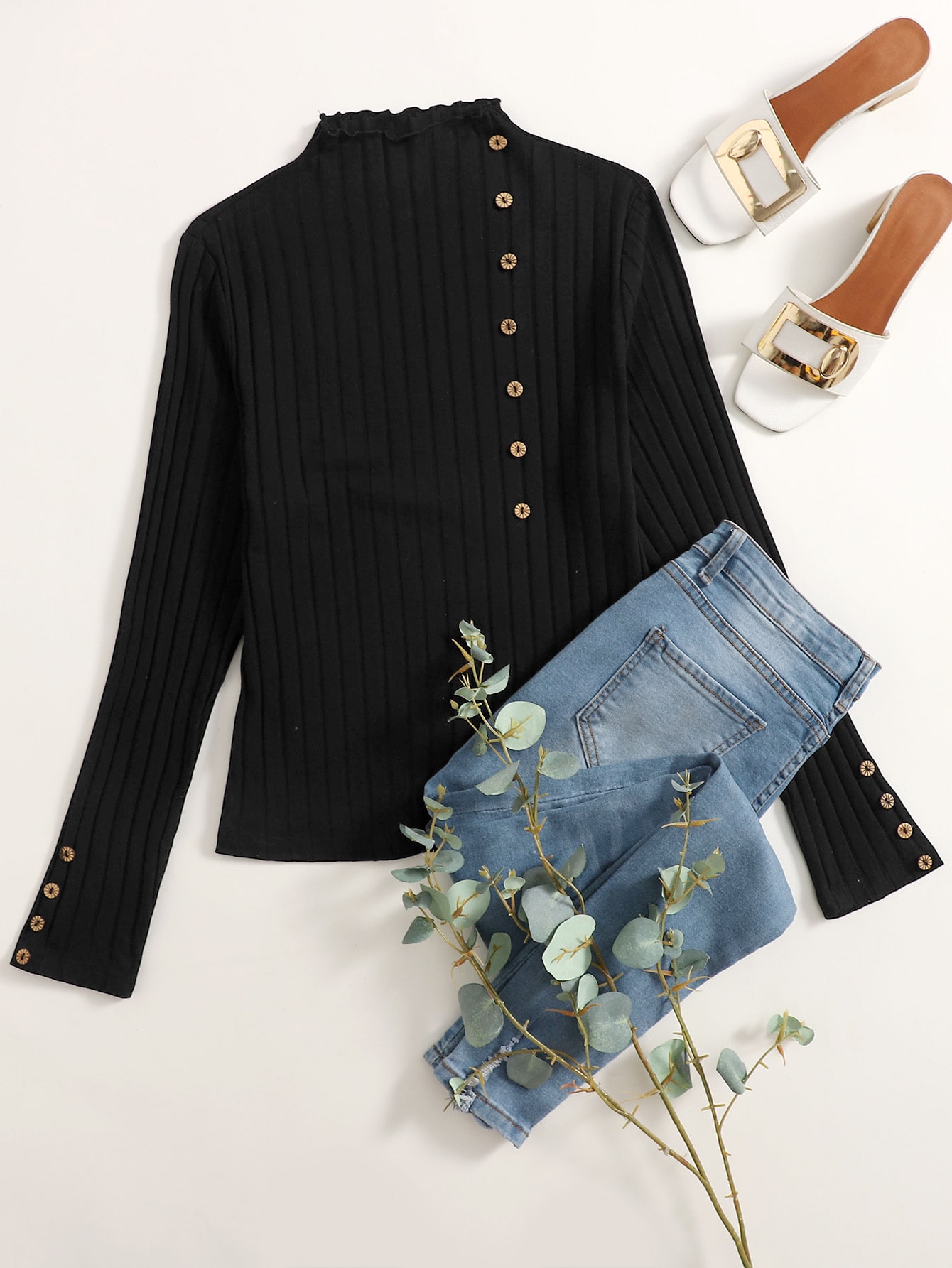 Plus Button Front Lettuce Trim Tee thumbnail