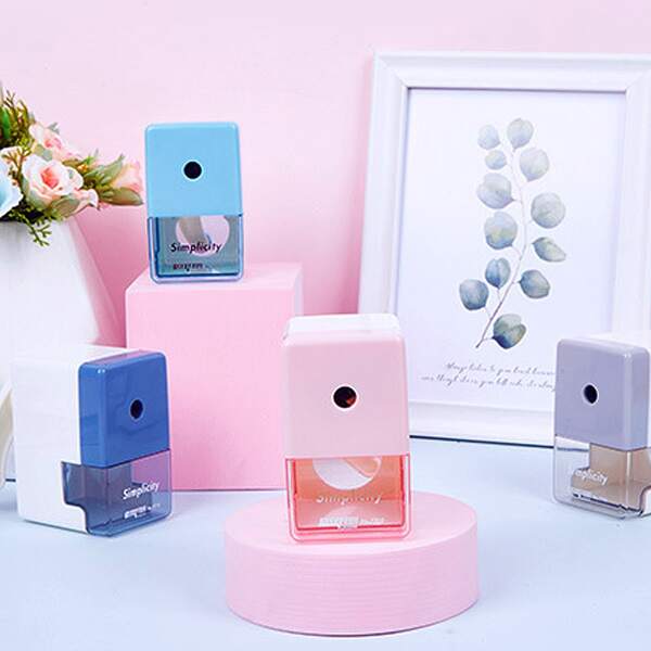 

1pc Random Pencil Sharpener, Multicolor