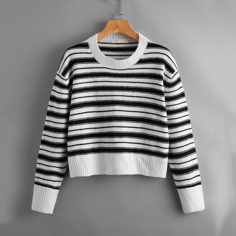 

Striped Pattern Sweater, Black and white