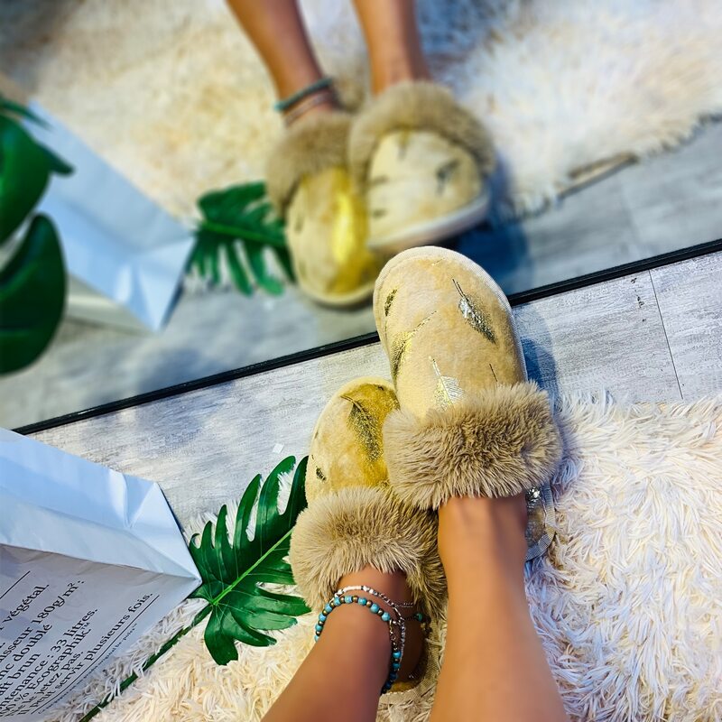 

Feather Graphic Fluffy Slippers, Khaki