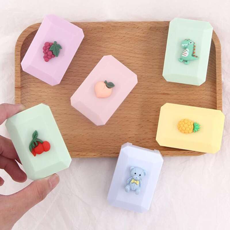 

1pc Random Cartoon Decor Contact Lens Case, Multicolor
