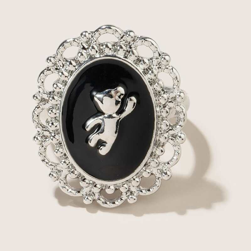 

Bear Coin Ring, Silver