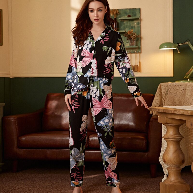 

Butterfly Print Lapel Neck PJ Set, Multicolor