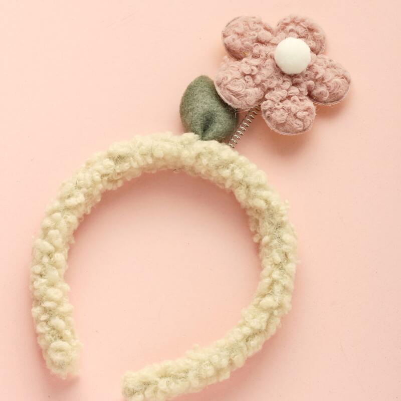 

Flower Spring Plush Hair Hoop, Multicolor