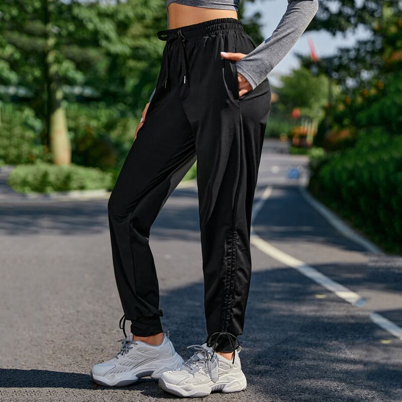 

Drawstring Slant Pockets Sports Pants, Black