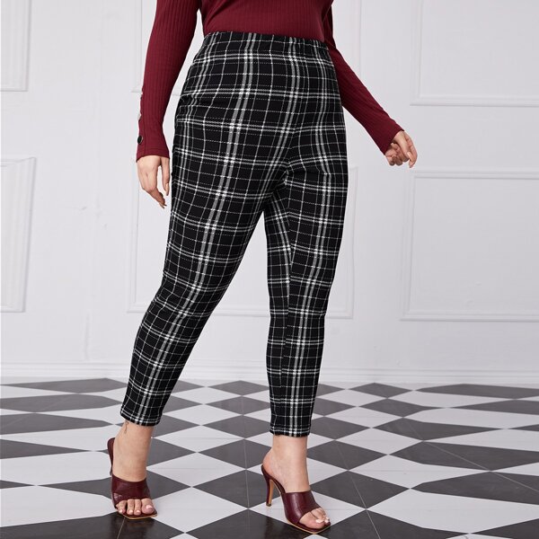 

Plus Plaid High Waist Crop Pants, Black and white