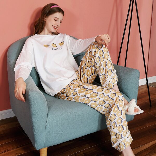 

PJM Floral & Letter Graphic Top & Frill Trim Pants PJ Set, Multicolor