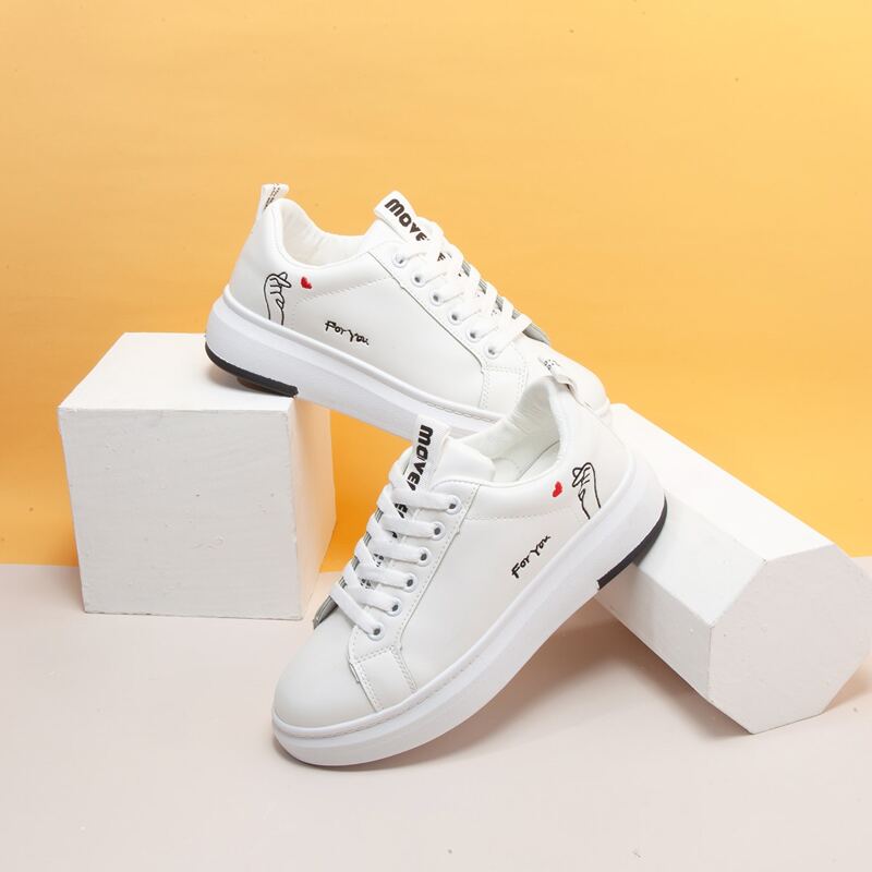 

Finger Heart Embroidered Lace-up Front Sneakers, White